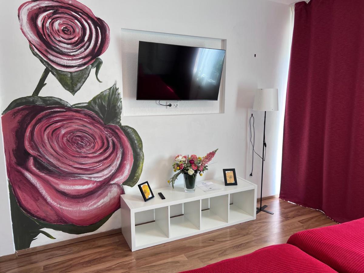 Apartmán Rose No 4 FDH Exteriér fotografie